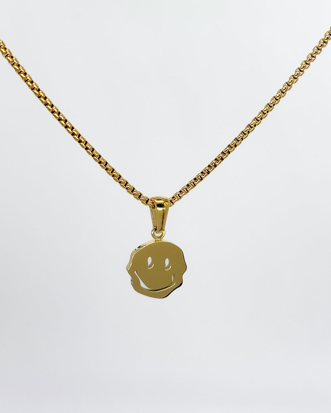 SMILE Necklace Gold